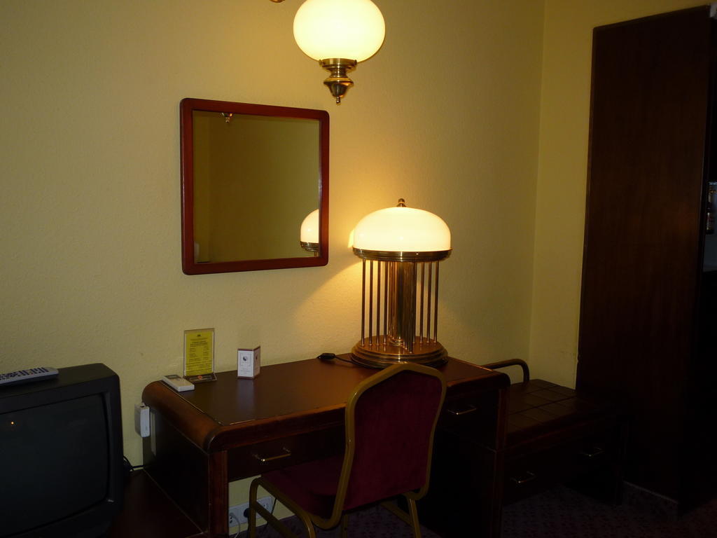 Kaloz Fregatt Panzio & Etterem Hotell Tata Rom bilde